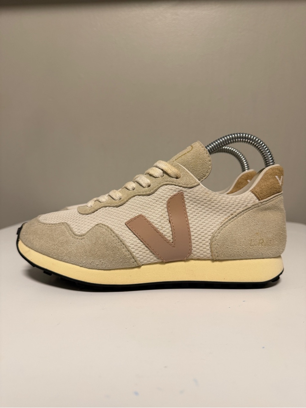 Veja SDU Rec Alveomesh White Tan Natural Sneakers Women’s US 6 EU 37 UK 4